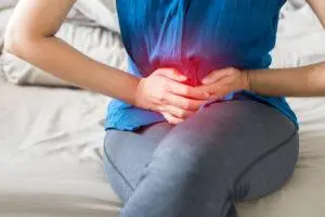 woman experiencing pelvic pain