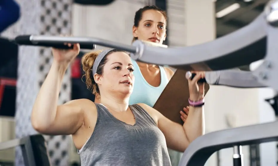 woman working out.